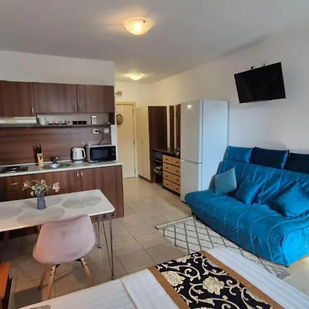 Complex Rose * Sunny Beach